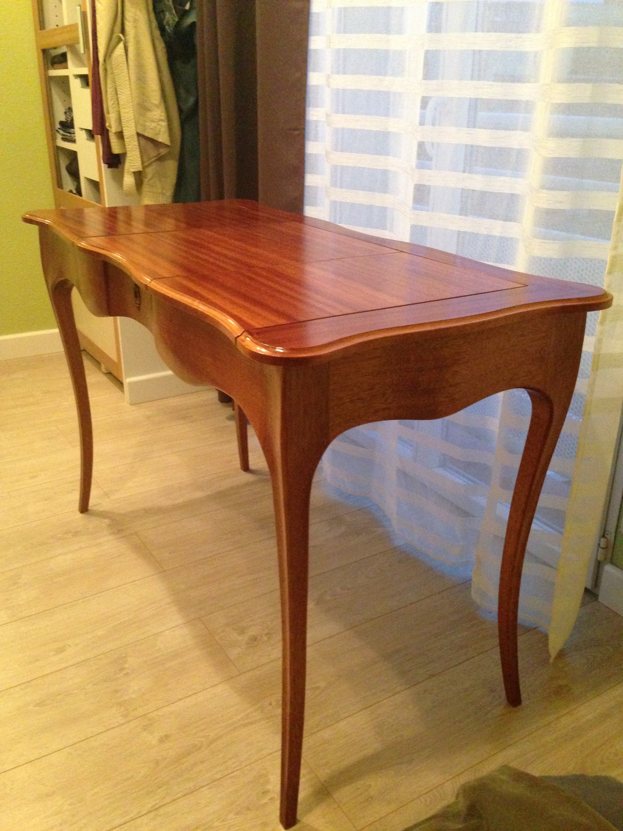 Bureau d'inspiration Louis XV